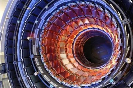 Acceleratorul de particule a stabilit un nou record de viteză