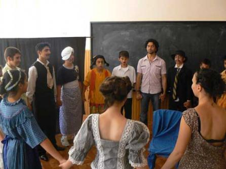 Şcoli pentru copiii romi