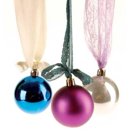 Îngeraşi croşetaţi şi clopoţei pictaţi 18385166