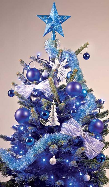 Îngeraşi croşetaţi şi clopoţei pictaţi 18385167