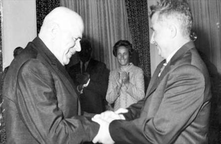 Moartea lui Chivu Stoica: asistenţa lui Pacepa şi a „nepoatei“ Elenei Ceauşescu