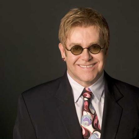 Show Elton John în Piaţa Constituţiei