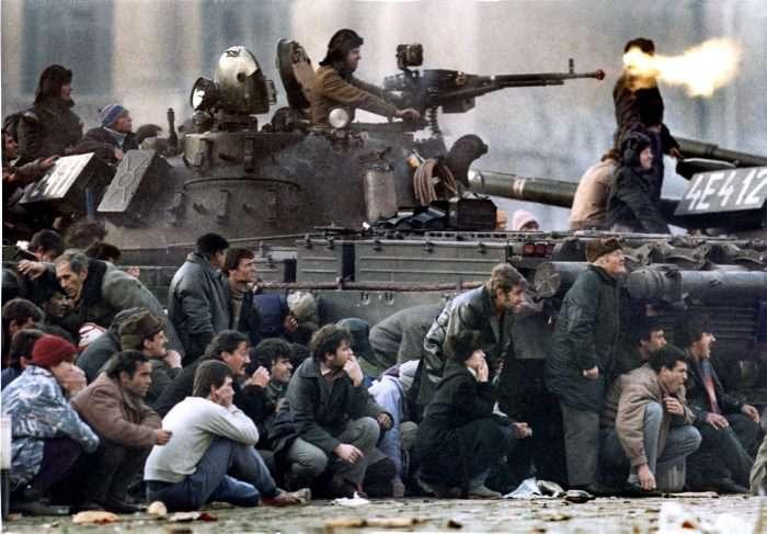 22 decembrie 1989 18385944