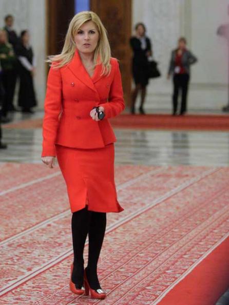 Elena Udrea, ministrul "Glamour girl"