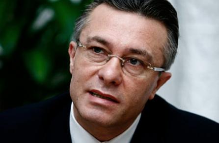 Cristian Diaconescu şi-ar asuma preşedinţia PSD