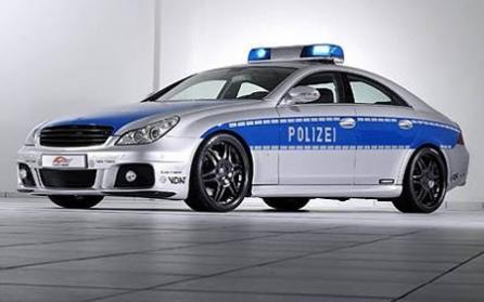 O maşină de poliţie din România, în Top 15 cele mai tari maşini de poliţie din lume! 18387036