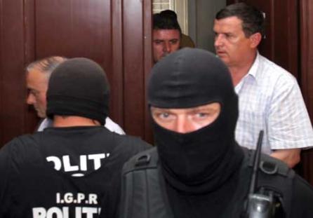 Primarul Gutău condamnat la închisoare