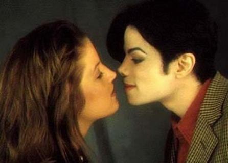 Lisa Marie Presley a "vorbit" cu spiritul lui Michael Jackson