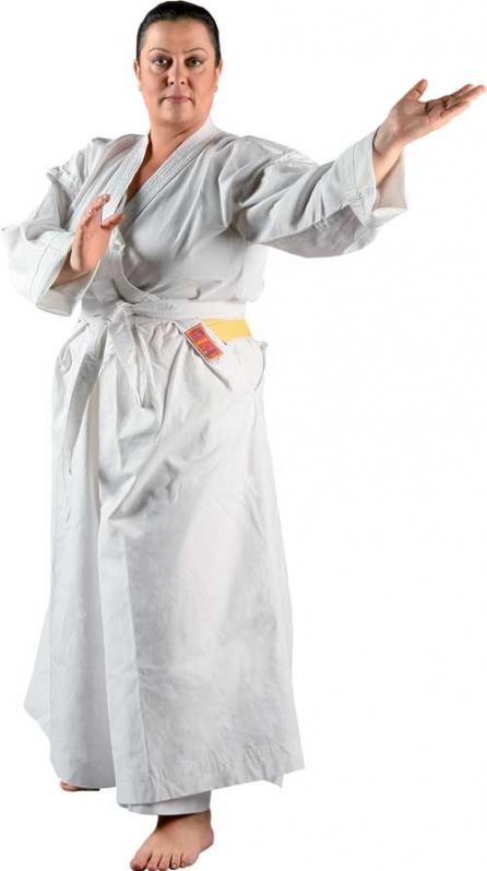 Monica Anghel, posesoare a centurii galbene în Aikido