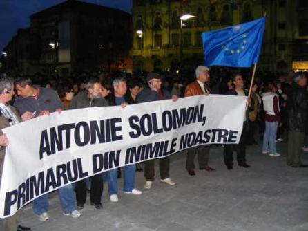 Salvaţi penalii! Protest la Craiova pentru Solomon