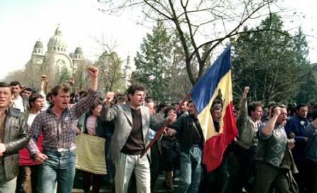 15 martie 1990: sărbătoare şi haos în inima Transilvaniei