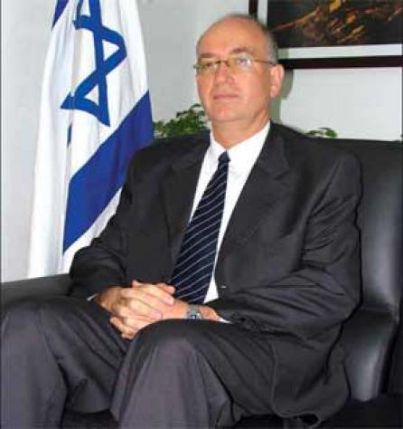 Israel schimbă ambasadorul în august