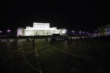 Palatul Parlamentului dă tonul stingerii luminilor
