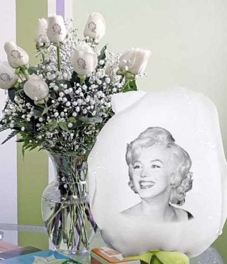 Texte şi imagini imprimate pe flori naturale, cu o tehnologie bazată pe laser! 18392460