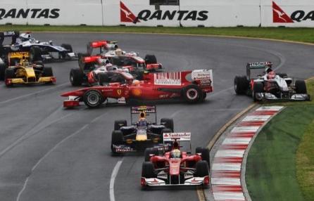 Michael Schumacher îi acuză pe Hamilton şi Alonso că l-au blocat în timpul calificărilor