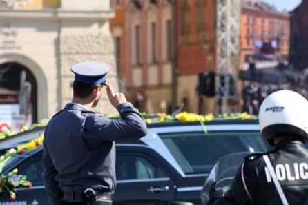 Funerariile preşedintelui polonez Lech Kaczynski 18393629