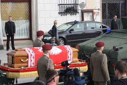 Funerariile preşedintelui polonez Lech Kaczynski 18393717