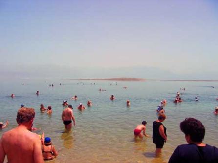 Viaţa de la... Marea Moartă