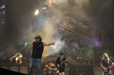AC/DC la Milwakee 18395627