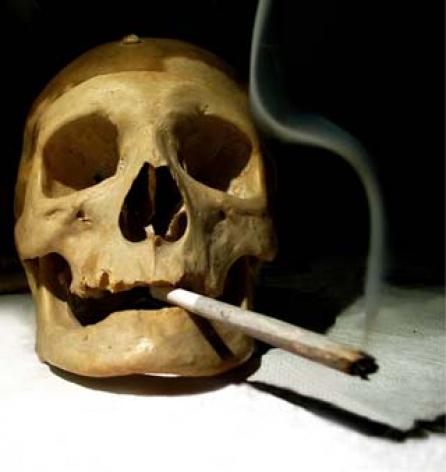 La fiecare 15 minute un român moare din cauza fumatului