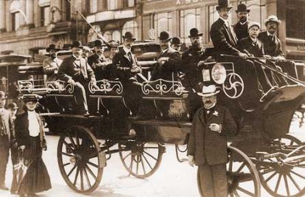 "Simţ enorm şi văz monstruos" 18396419