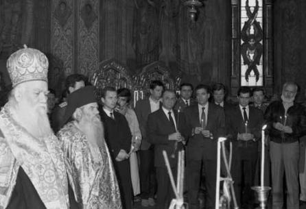 Restituirea bisericilor a declanşat sfada clericilor ortodocşi şi uniţi