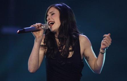 Melodia câştigătoare la Eurovision, plagiată după "Leka noşt deţa"?