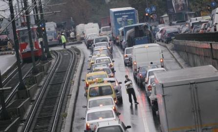 Trafic infernal în Bucuresti din cauza grevei de la metrou