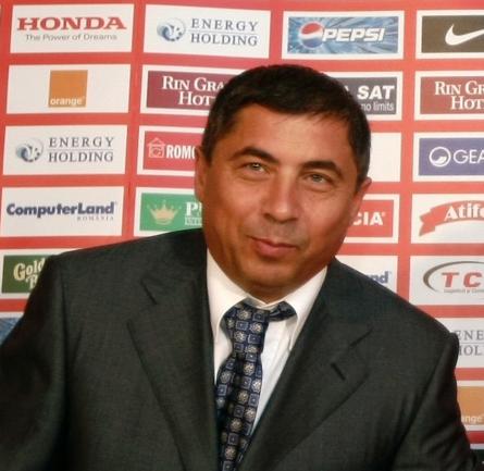 Vasile Turcu vrea 33% din acţiunile clubului