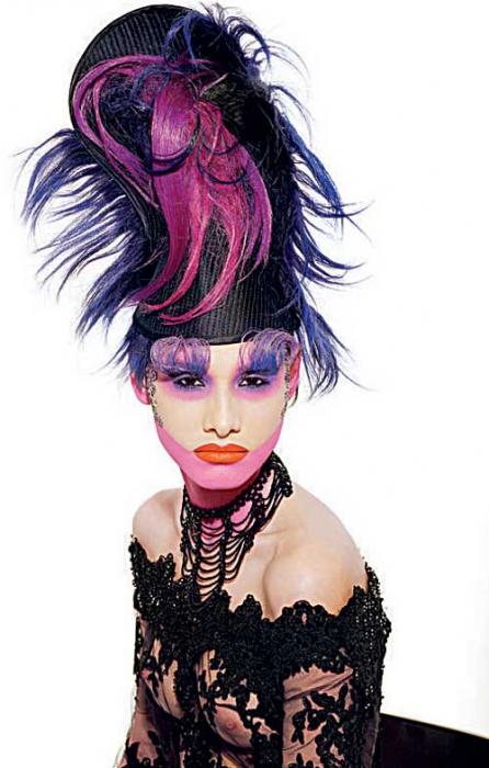 Mirela Vescan, 17 ani de artă în machiaj 18398082