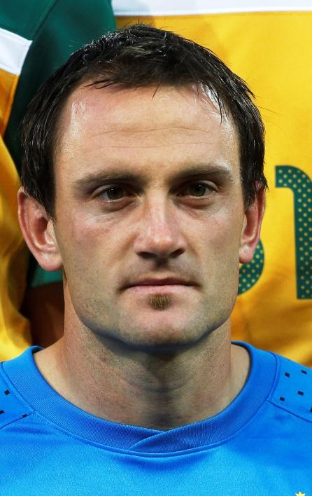 Australia: portarul Brad Jones a fost înlocuit cu Galekovic