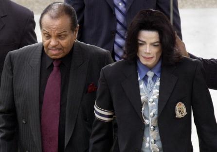 Joe Jackson: "Îmi învinuiesc soţia pentru moartea lui Michael!"