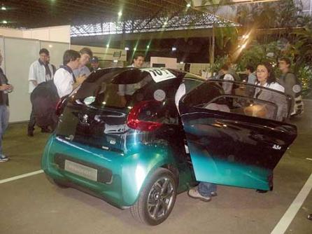 Maşinile electrice protejează mediul