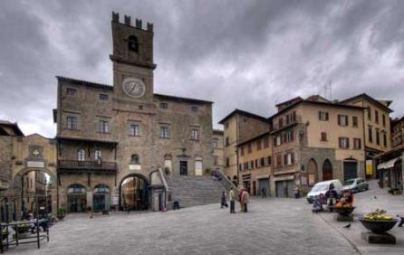 Cortona – istoria sub soarele blând al Toscanei