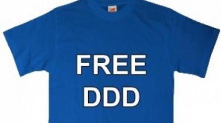 "Free Gigi" i-a inspirat pe fanii lui Diaconescu: Au apărut tricourile "Free DDD"