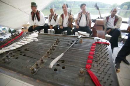 Sărbătoarea muzicii ţărăneşti  la Muzeul Satului Bucovinean
