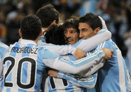 Argentina - Mexic 3-1: Avânt de la tuşă