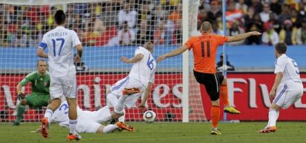 Olanda - Slovacia 2-1: Portocaliul rămâne în Africa