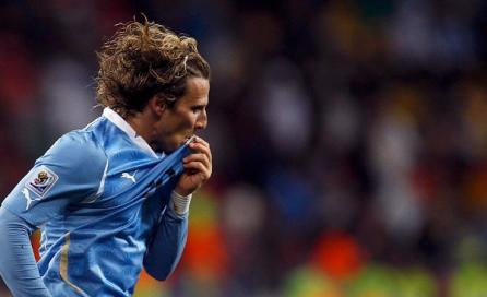 Forlan: "E spectaculos să termini în primele patru"