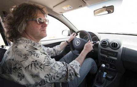 James May testează Dacia Duster