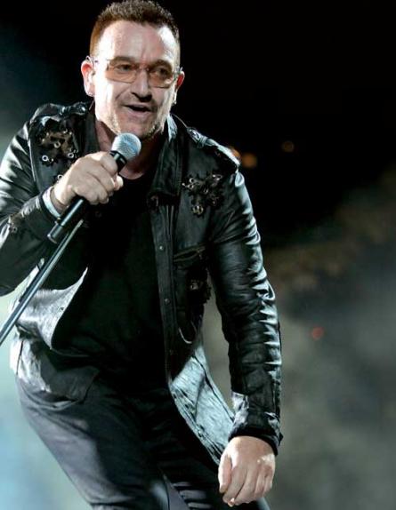 Bono şi-a revenit după operaţie