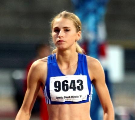 Mirela Lavric a devenit campioană mondială de junioare la 800 de metri