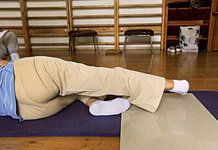 Entorsa de genunchi 18402954