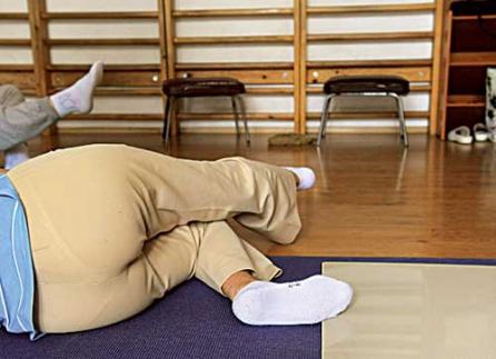 Entorsa de genunchi 18402955