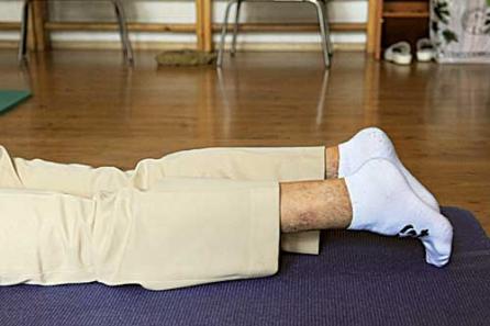 Entorsa de genunchi 18402959