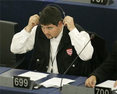 PC: Europarlamentarul Jobbik Szegedi Csanad, persona non-grata în România
