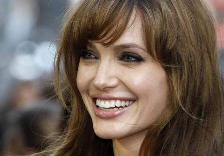 Angelina Jolie: Dieta vegetariană aproape m-a ucis