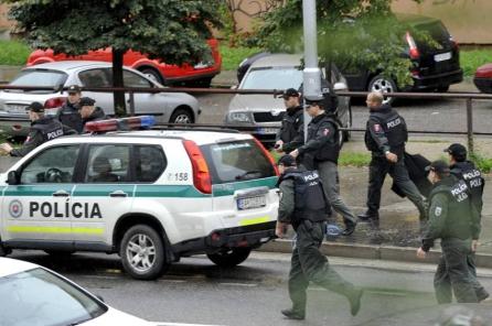 Cel puţin şapte morţi, după ce o persoană a deschis focul pe o stradă din Bratislava 