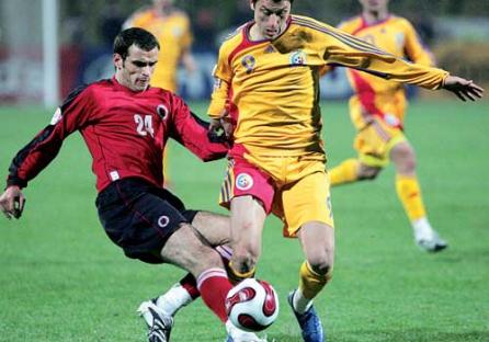 Debut cu Albania
