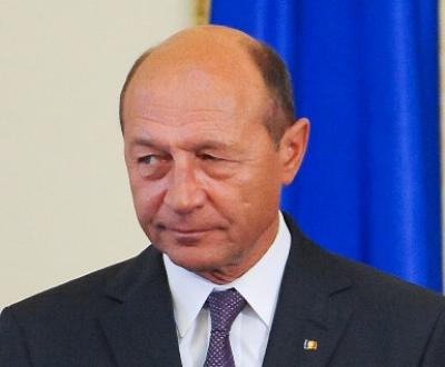 Băsescu: Să vedem soluţii pentru a elibera 1,5 miliarde euro din împrumuturi pentru investiţii